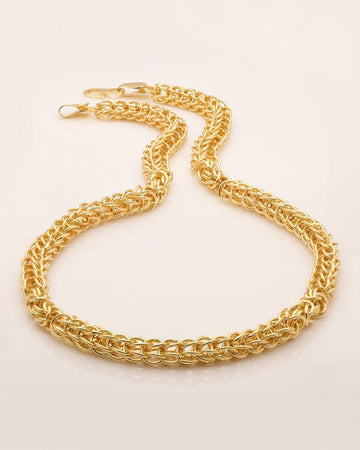 Allure Graceful Women Necklaces & Chains