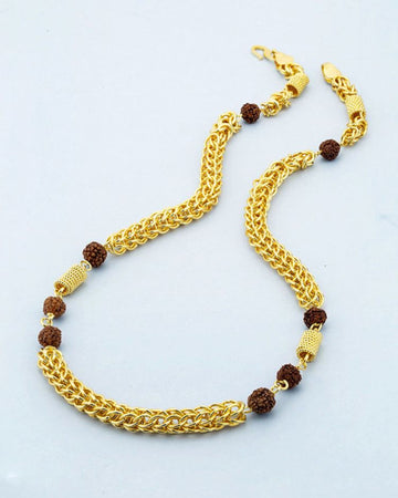 Sizzling Glittering Women Necklaces & Chains