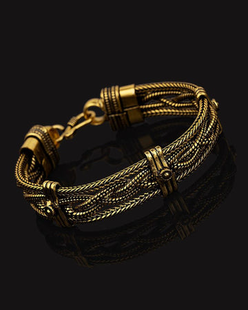 Stunning Stainless Steel Women''s Bracelet