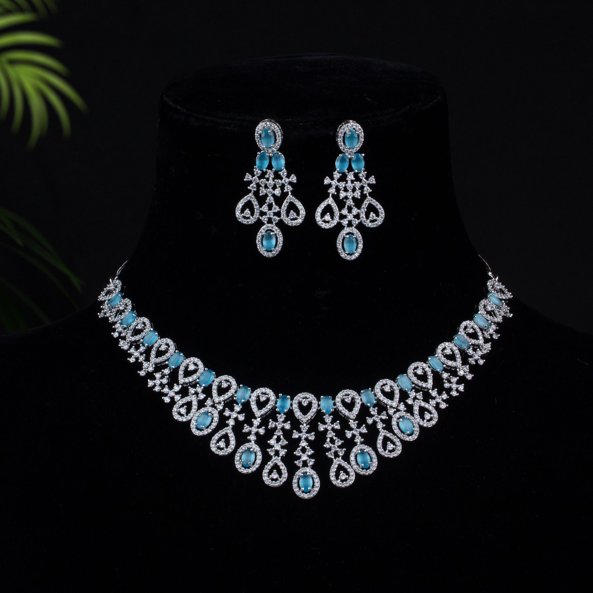 Mayra - Occasional Sliver Plated Blue Diamond Crystal Necklace Jewellery Set for Women