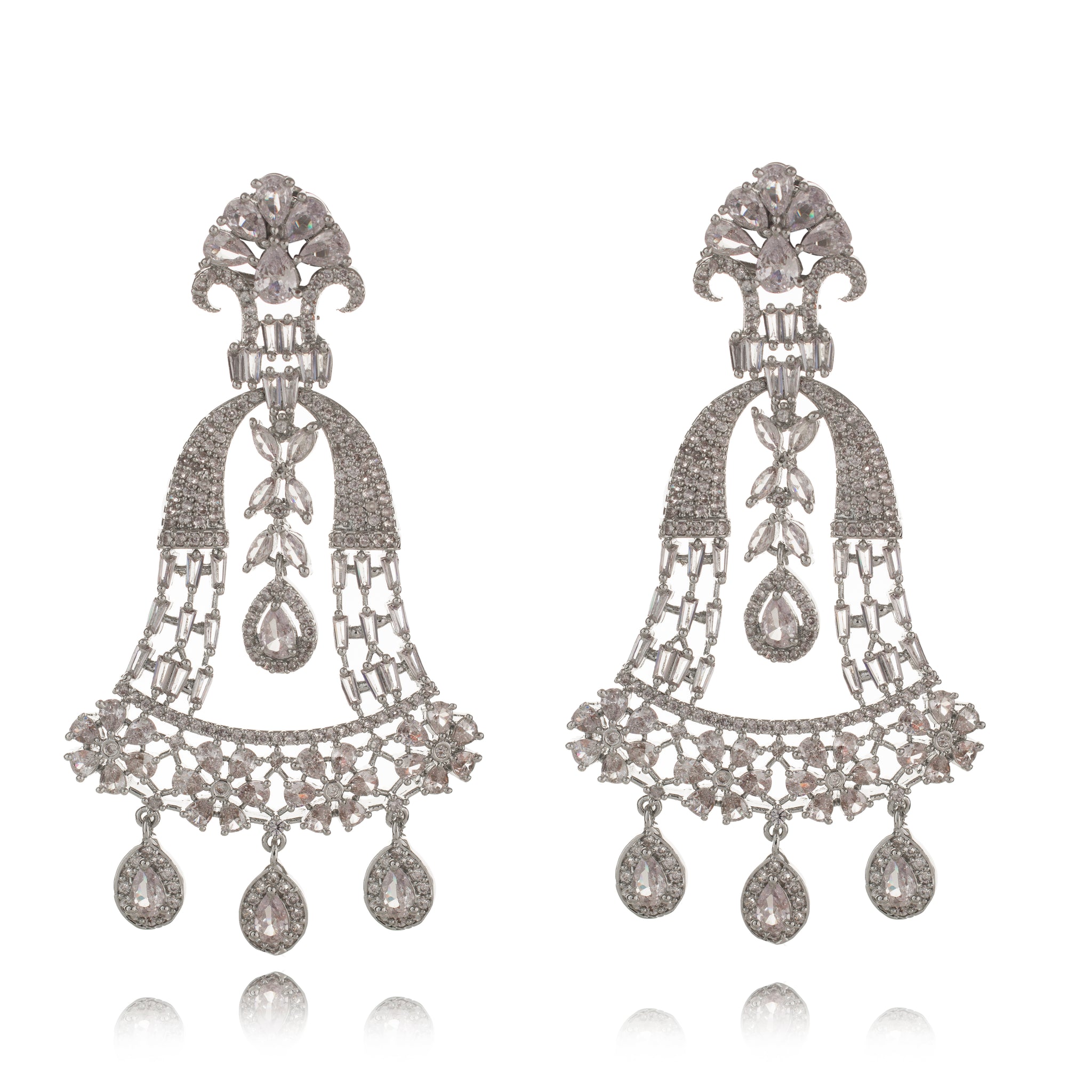 Noor - Adorn Your Aura with Stunning Earrings